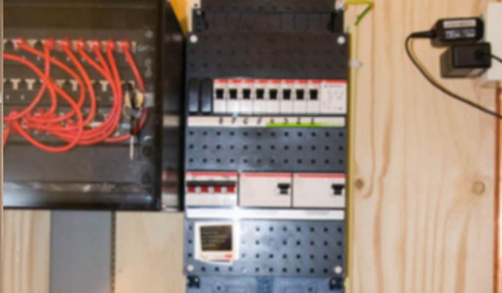 Meterkast aanpassen voor zonnepanelen en warmtepomp: alles wat je moet weten