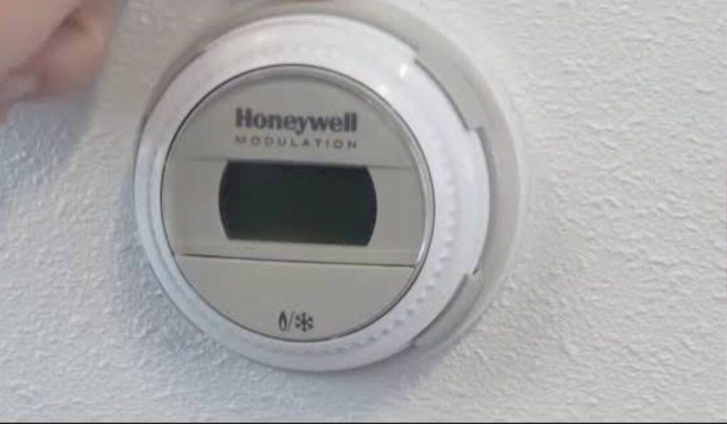 Honeywell Thermostaat: Programmeerbaar, Review en Functies