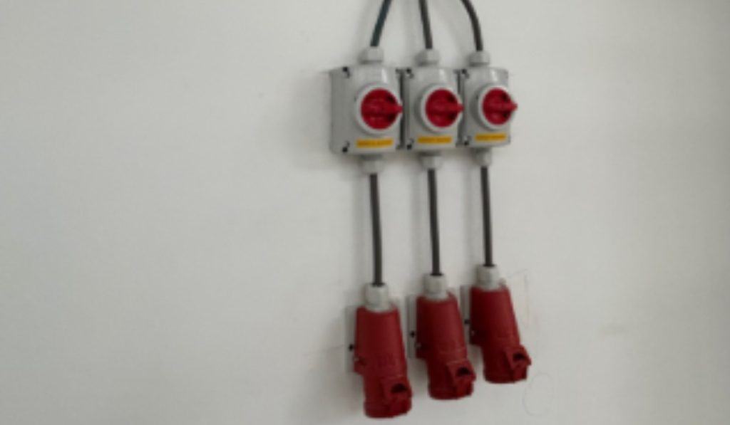 Krachtstroom Installatie in Huis: Alles Wat Je Moet Weten