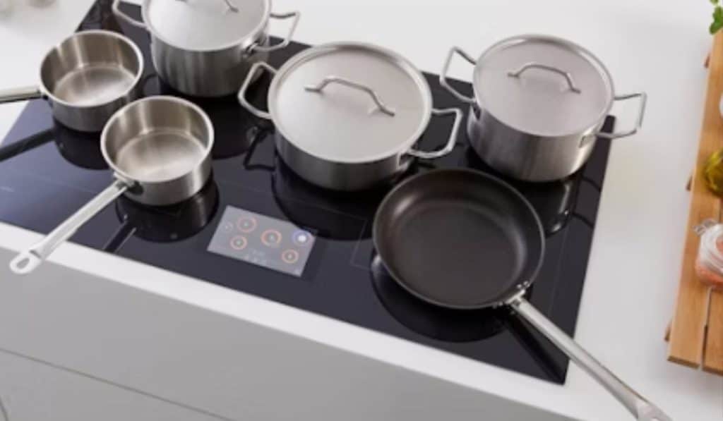 Inductiekookplaat: Complete Gids over Energieverbruik, Geschikt Kookgerei en Merken Vergelijken
