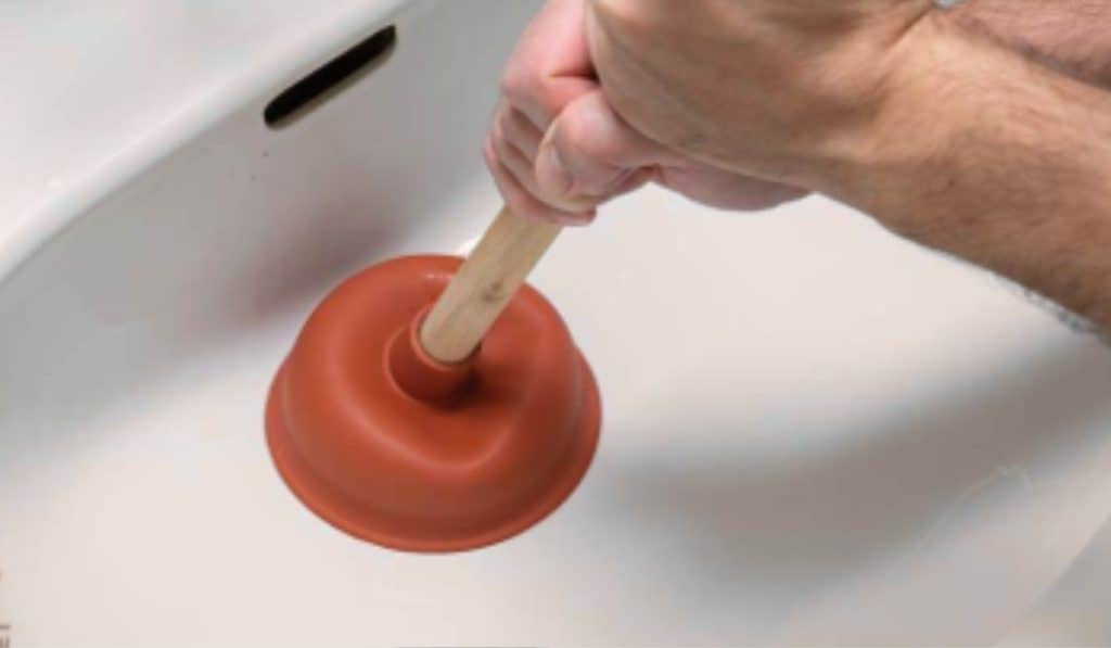 Gootsteen Ontstoppen: Duurzaam, Natuurlijk en Effectief