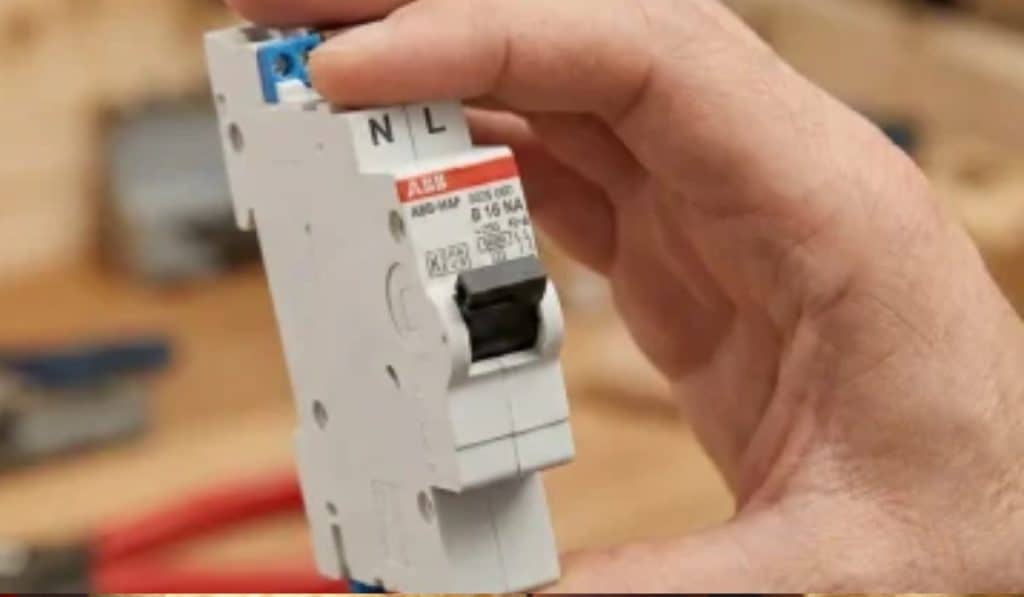 Stoppenkast vervangen