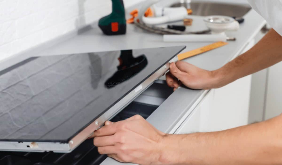 Inductiekookplaat Installeren – Veilig, Correct en Efficiënt