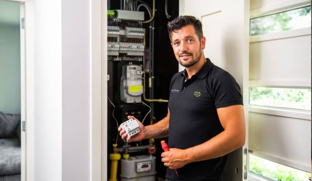 Meterkast aanpassen: voorbereiding op zonnepanelen en warmtepomp