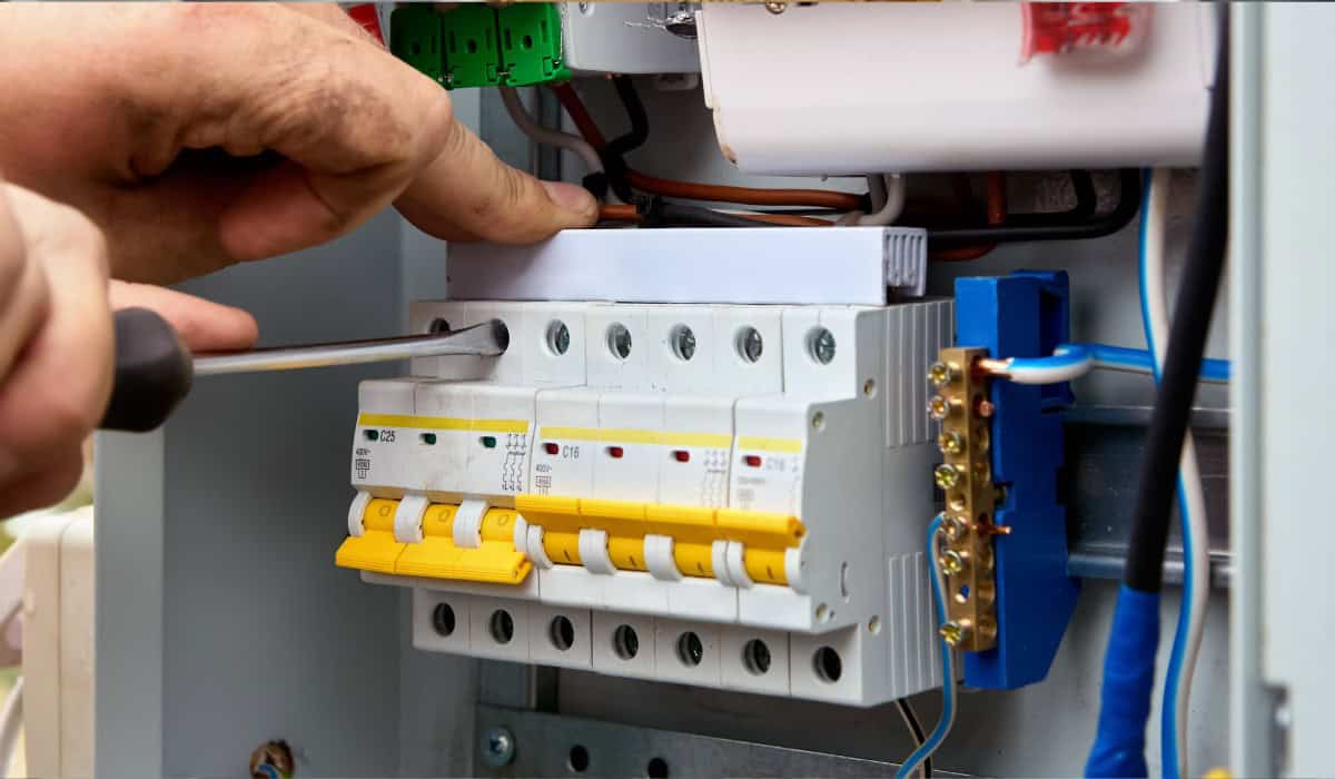 Slimme Groepenkast Installeren: Alles Wat Je Moet Weten