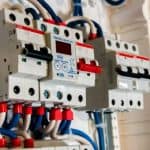 Meterkast aanpassen: complete gids voor inductie, laadpaal, warmtepomp en zonnepanelen